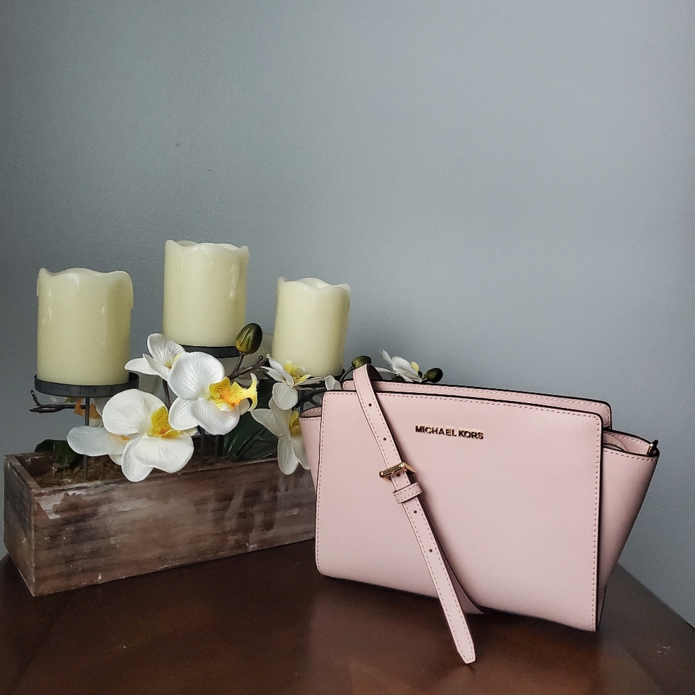 Michael Kors Bag Selma Messenger Blossom